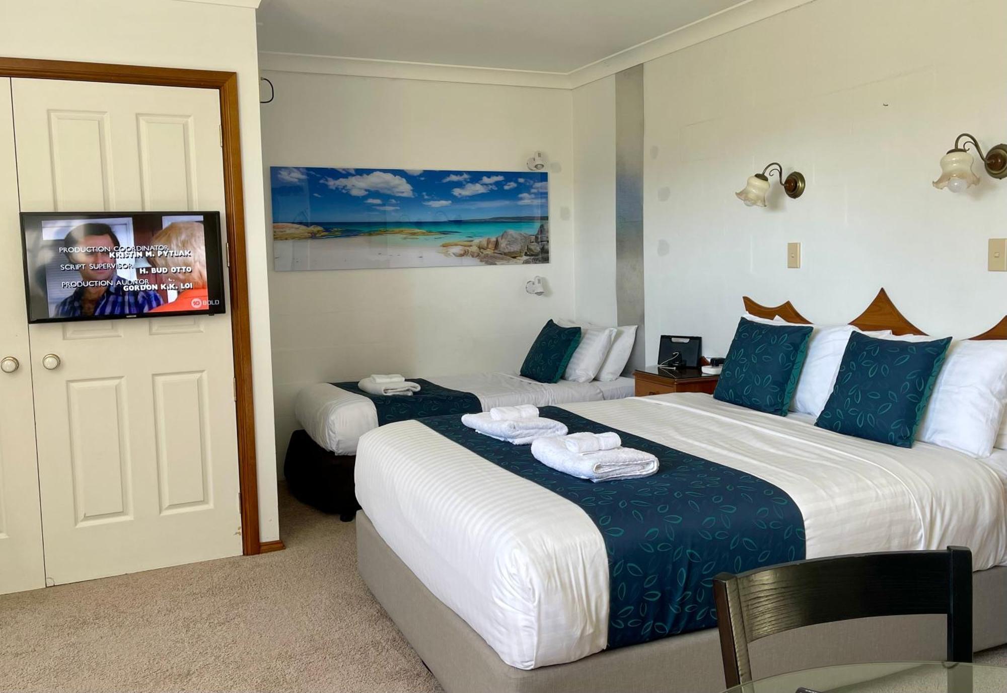 Swansea Cottages & Lodge Suites Екстер'єр фото