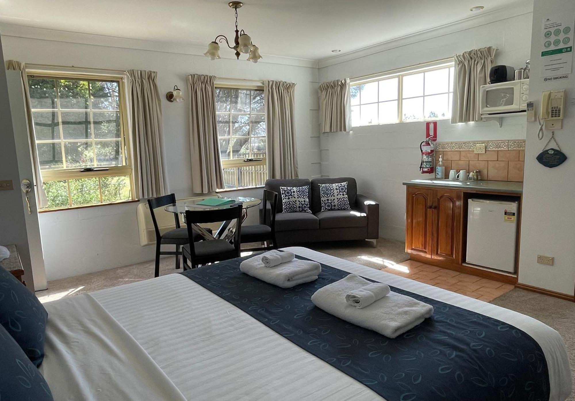 Swansea Cottages & Lodge Suites Екстер'єр фото