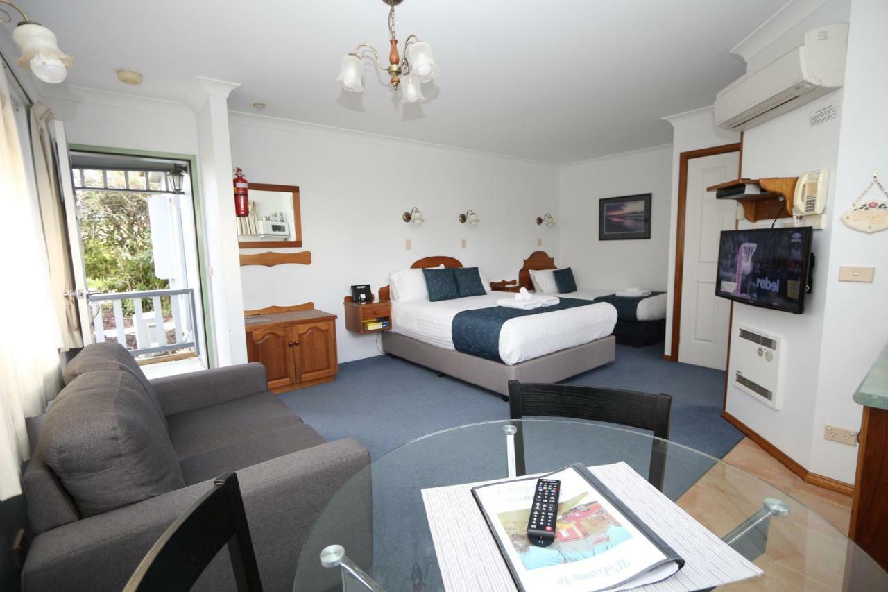 Swansea Cottages & Lodge Suites Екстер'єр фото