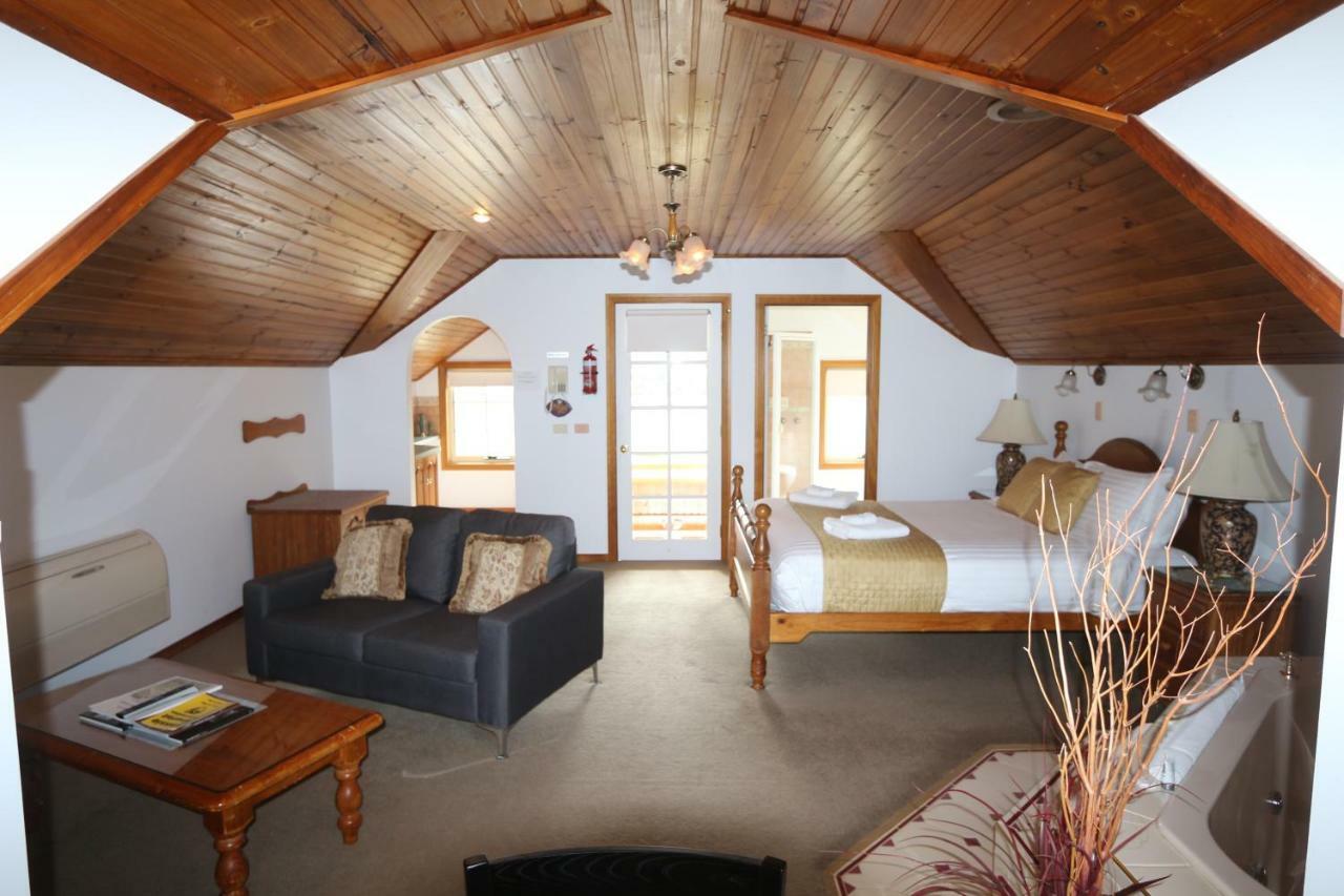Swansea Cottages & Lodge Suites Екстер'єр фото