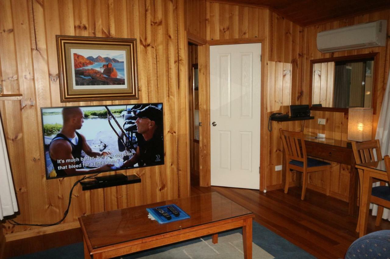 Swansea Cottages & Lodge Suites Екстер'єр фото