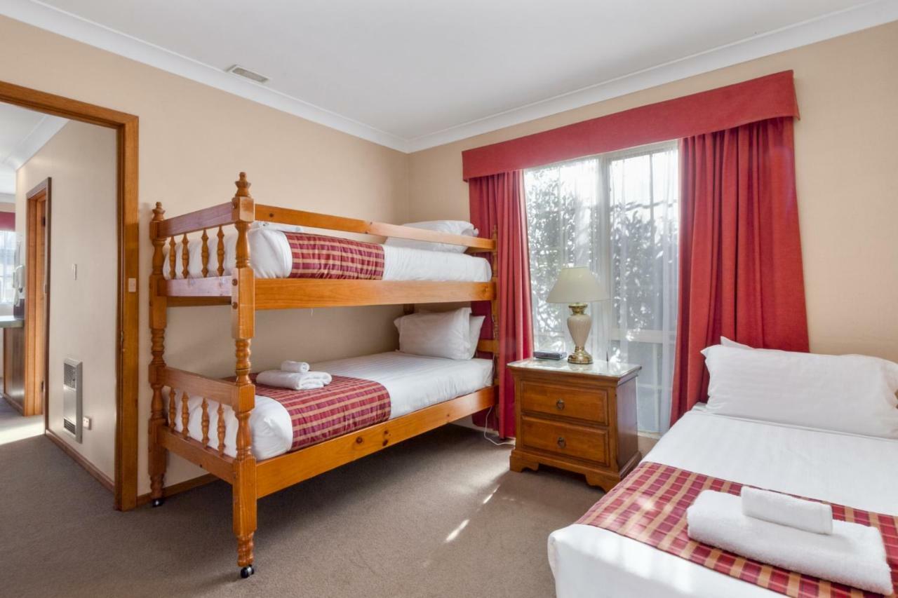 Swansea Cottages & Lodge Suites Екстер'єр фото